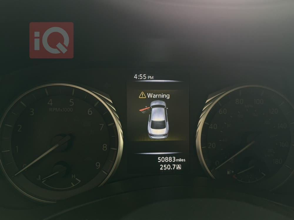 إنفينيتي Q50